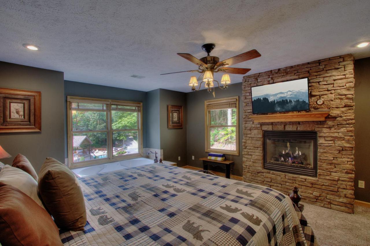 Gorgeous "Country Roads" By Honeybearcabins 4Br 4Ba, Next To Pool, Easy Drive, Main Strip Location! بيدجن فورج المظهر الخارجي الصورة