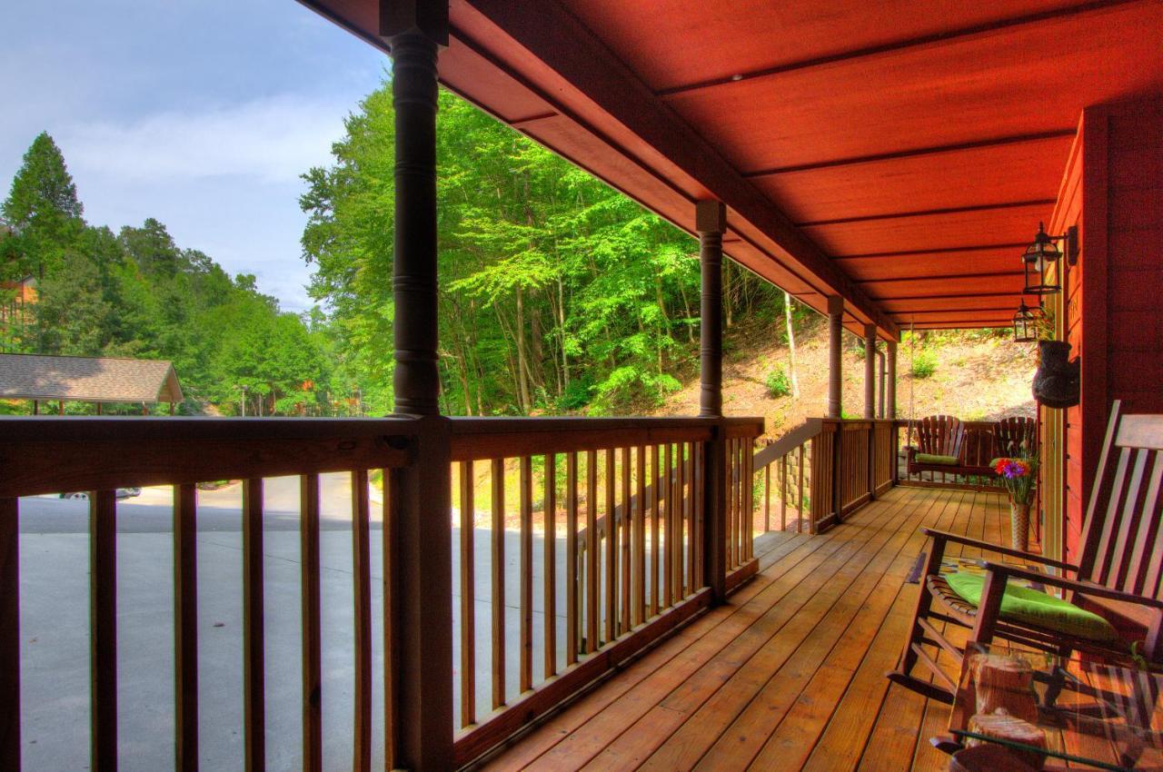 Gorgeous "Country Roads" By Honeybearcabins 4Br 4Ba, Next To Pool, Easy Drive, Main Strip Location! بيدجن فورج المظهر الخارجي الصورة